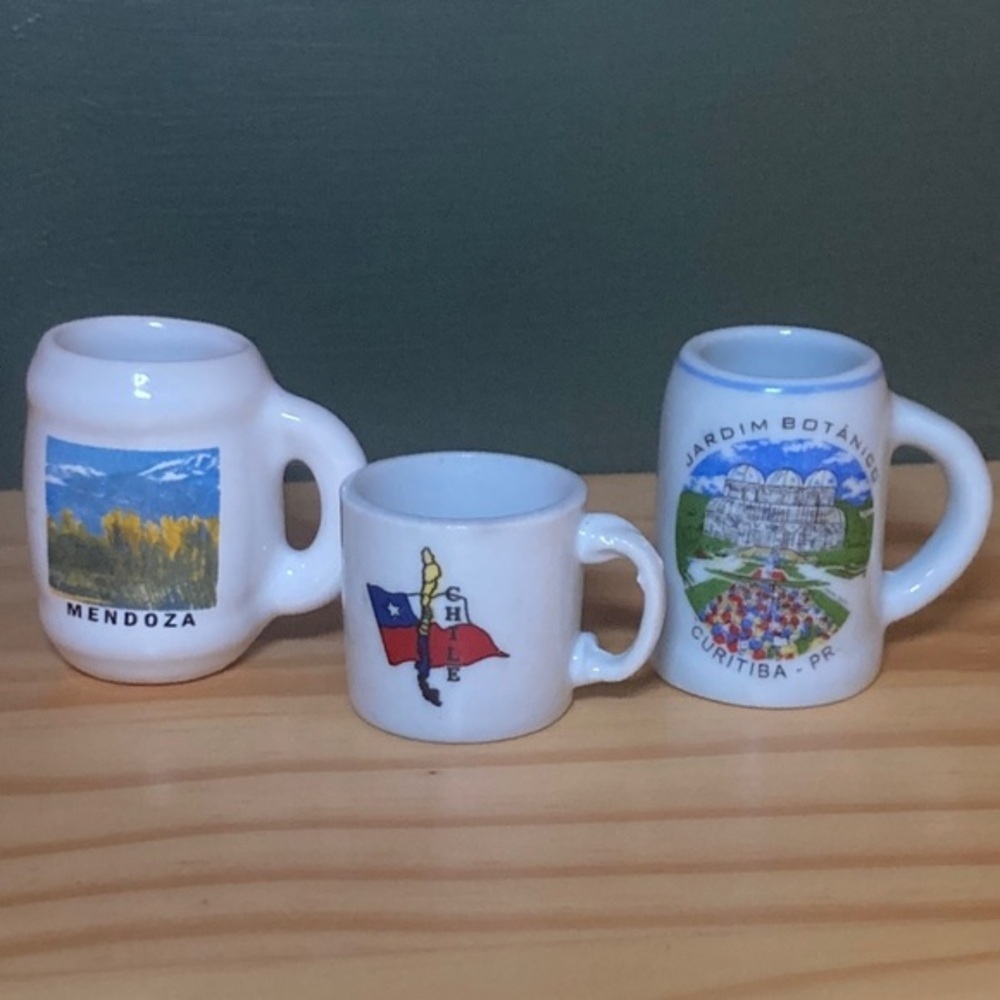 🌸 (2/$20) 3 Mini Mug Souveniers
